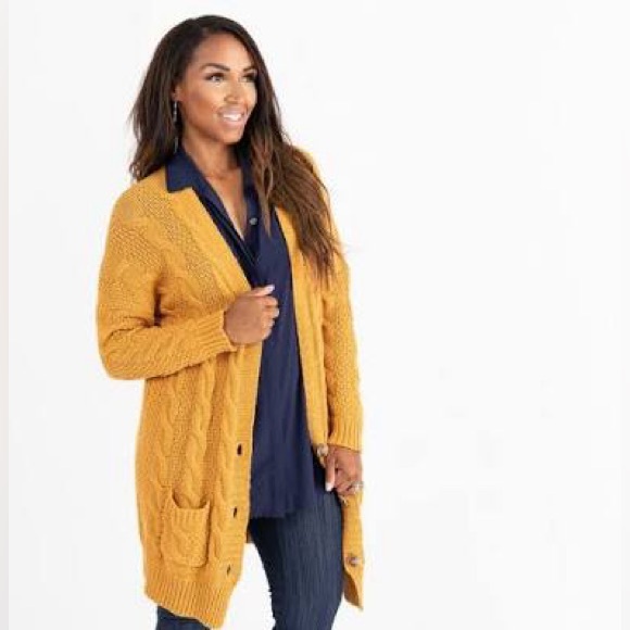 AGNES & DORA cable knit cardigan in mustard yellow - Picture 3 of 7